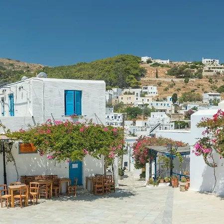 Charming White House Retreat With Balcony In Paros Lefkes Apartment *
