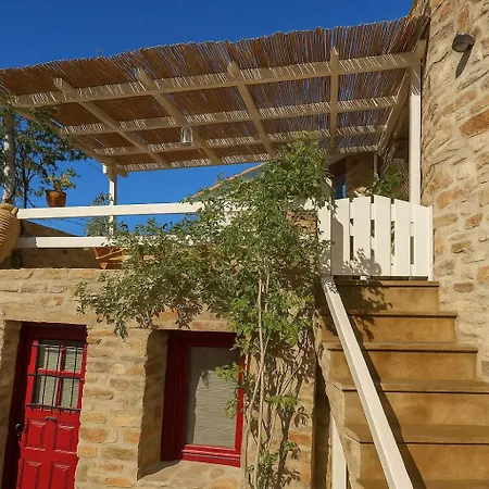 Charming White House Retreat With Balcony In Paros Lefkes